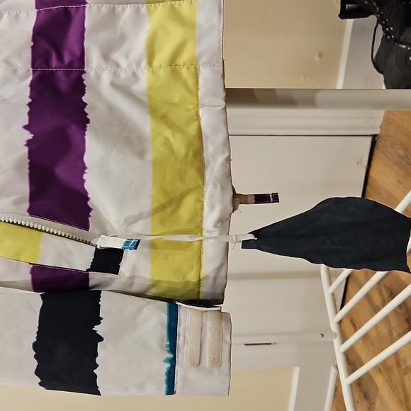 Billabong Snowboarding Jacket - Picture 2 of 12